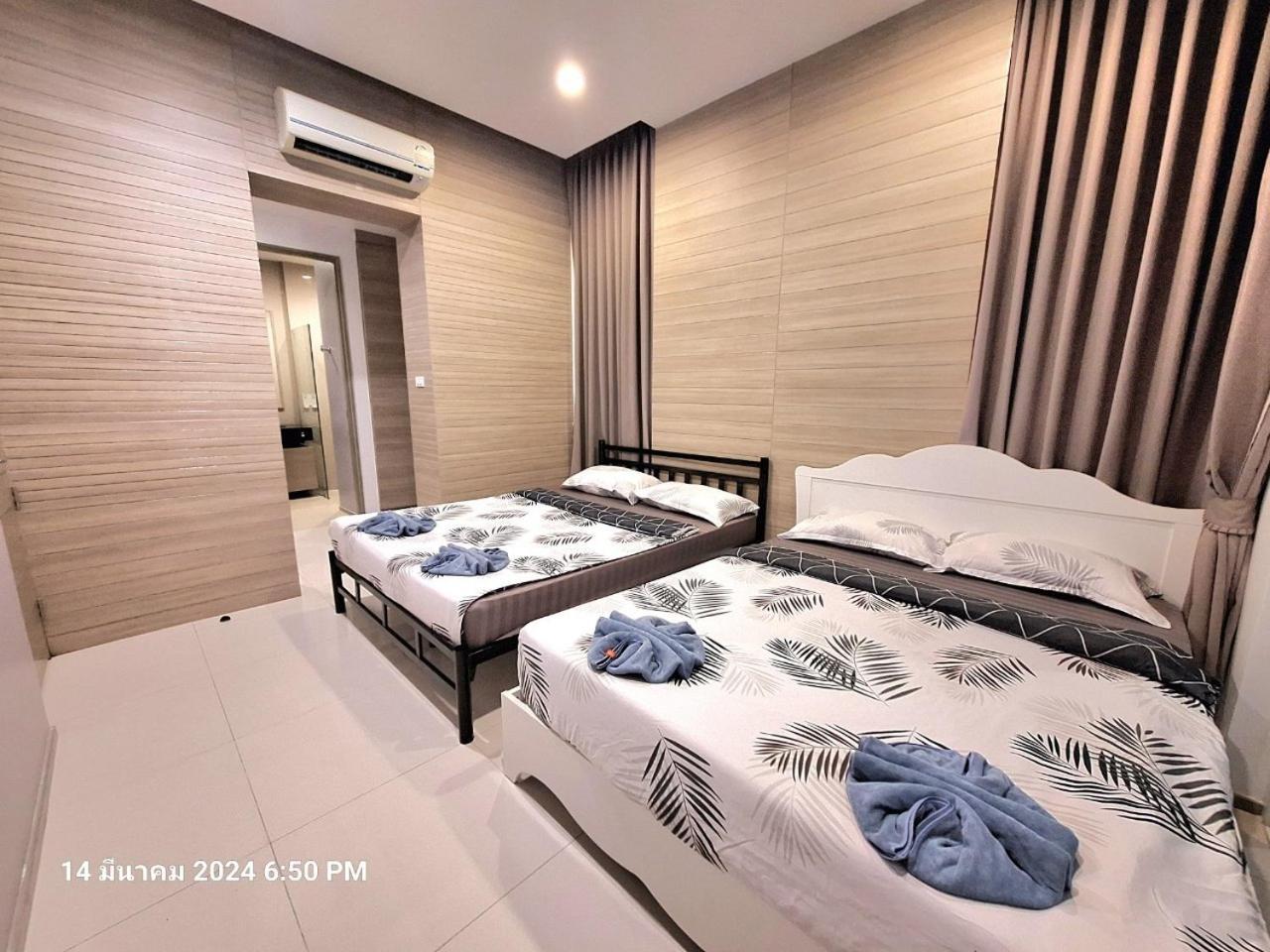 Beachtown Cha-Am Private Poolvilla From Beach 2Km Exterior photo